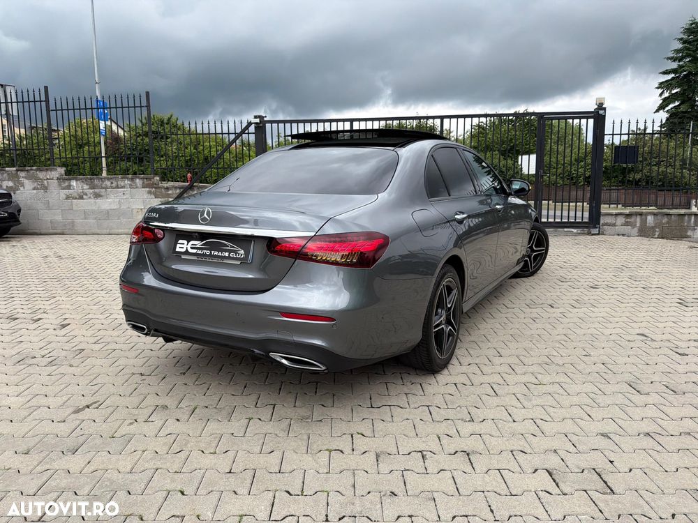 MERCEDES-BENZ E-Class 2021 — imagine 12