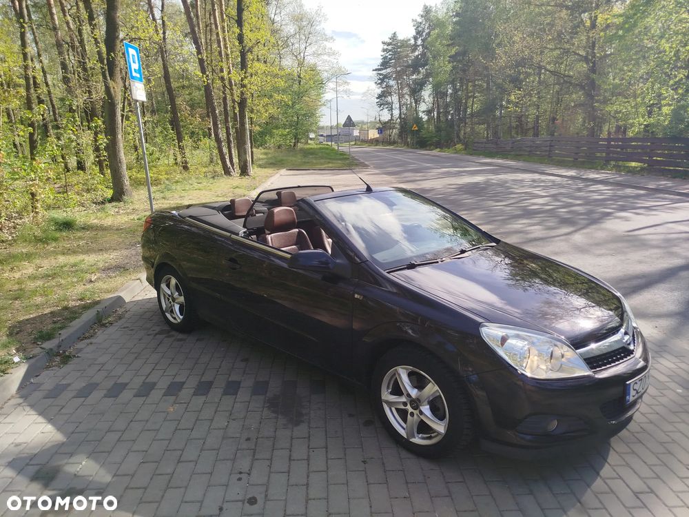 Opel Astra 1.8 Cosmo - 24
