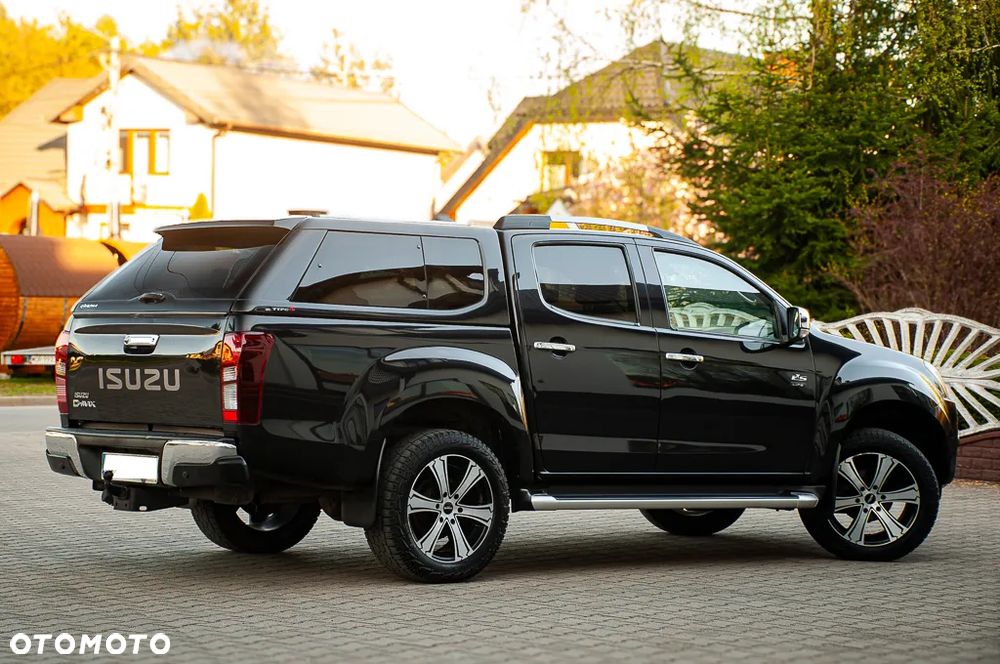 Isuzu D-Max 4x4 Double Cab Autm Premium+ - 25