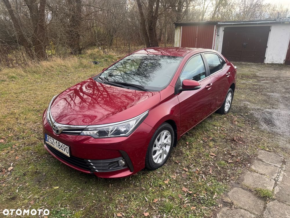 Toyota Corolla 1.6 Premium EU6 - 26