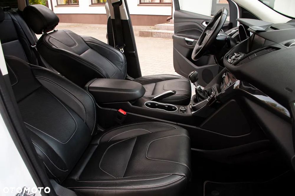 Ford Kuga 2.0 TDCi 4x4 Individual - 19