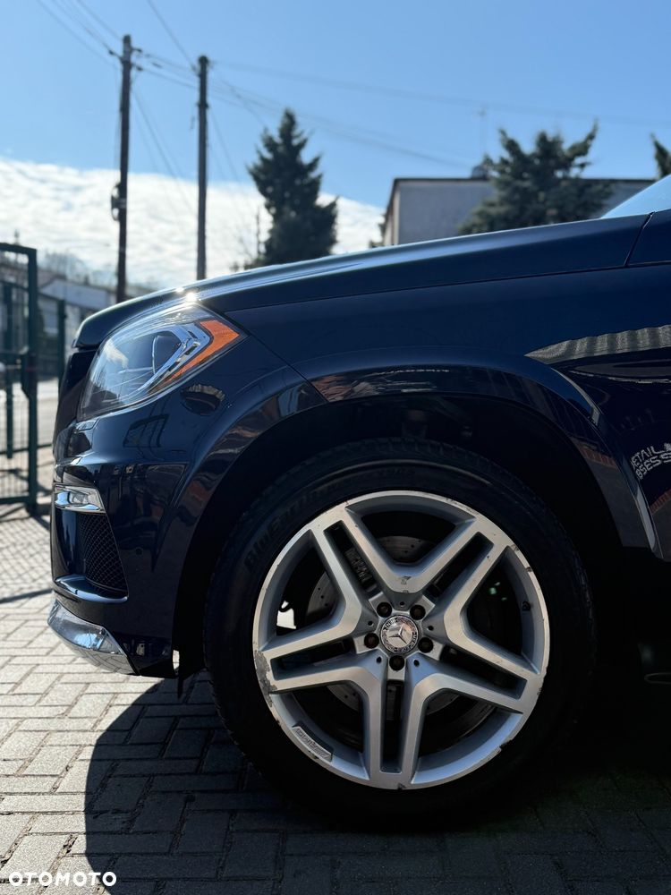 Mercedes-Benz GL - 11