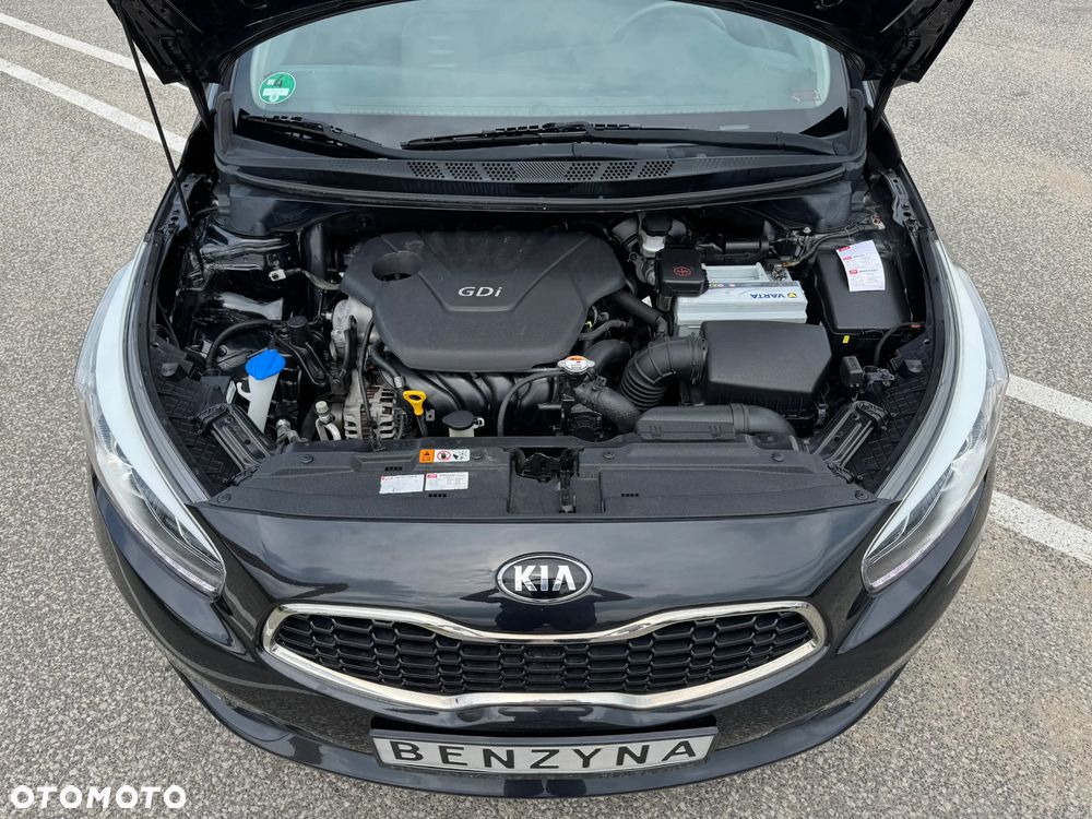 Kia Ceed 1.6 GDI Dream-Team Edition - 6