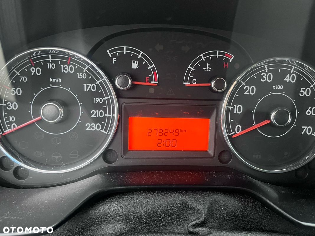 Fiat Punto 1.4 Easy Pakiet Easy Plus S&S - 16