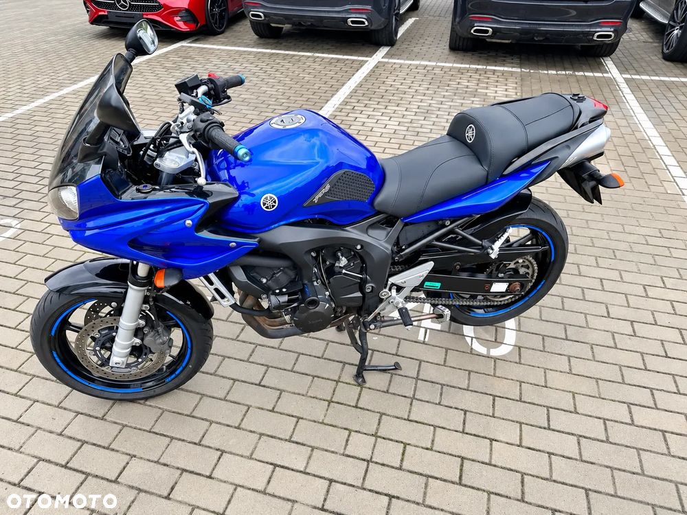 Yamaha FZ6 - 3