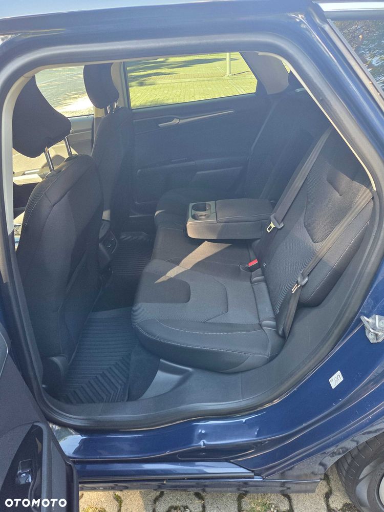 Ford Mondeo - 7