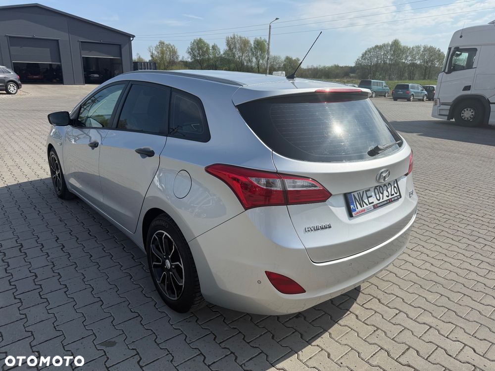 Hyundai i30 1.4 Fifa World Cup Edition - 8