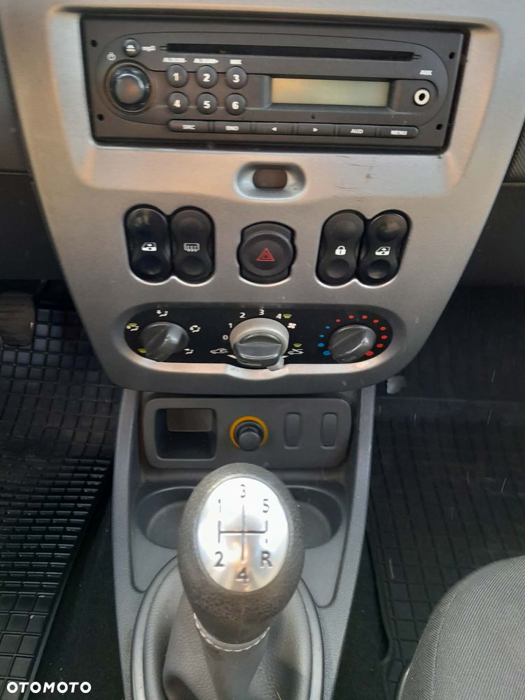 Dacia Duster 1.5 dCi Ambiance - 32