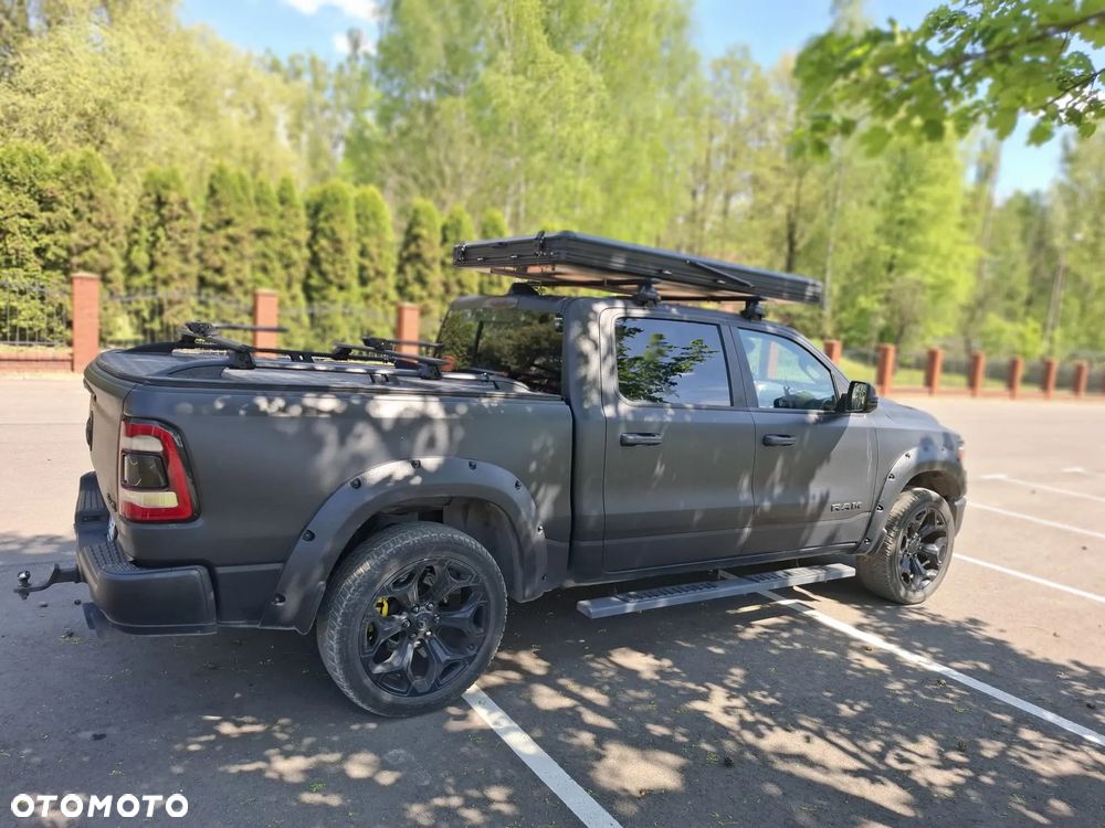 Dodge RAM - 4