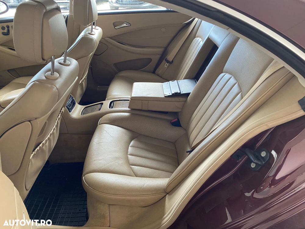 Mercedes-Benz CLS - 6