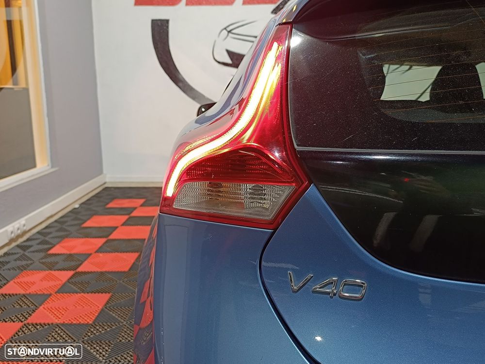 Volvo V40 1.6 D2 Kinetic - 24
