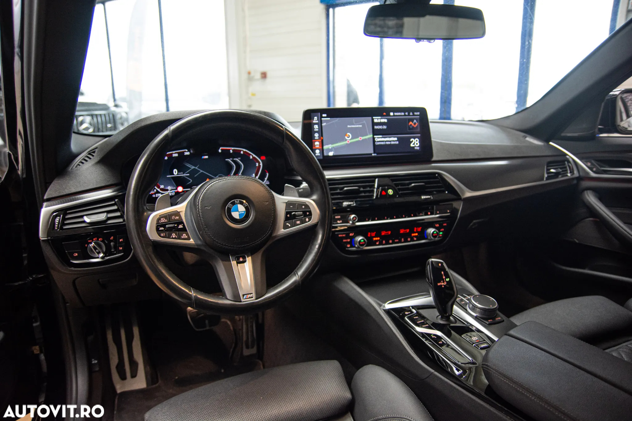 BMW Seria 5 520d Aut. M Sport Edition - 27