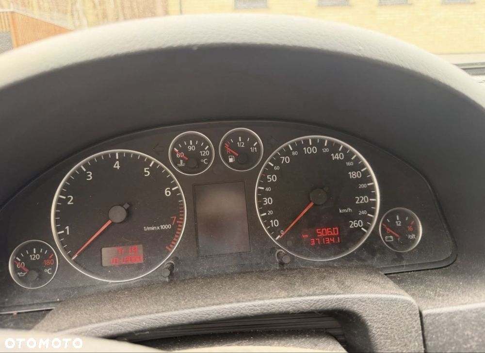 Audi A6 Avant - 3