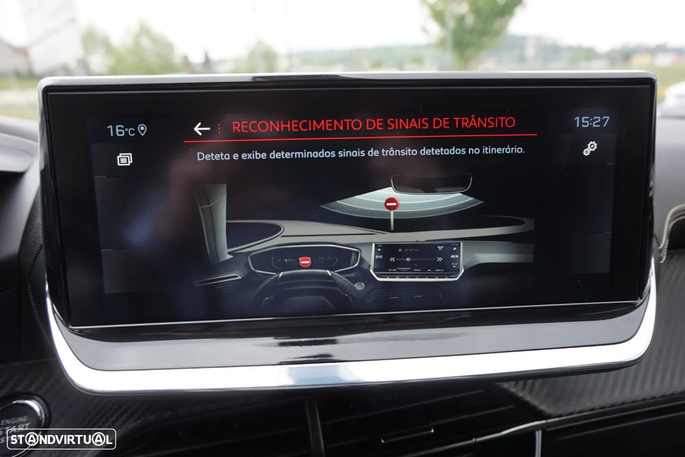 Peugeot 2008 1.5 BlueHDi GT Line EAT8 - 47