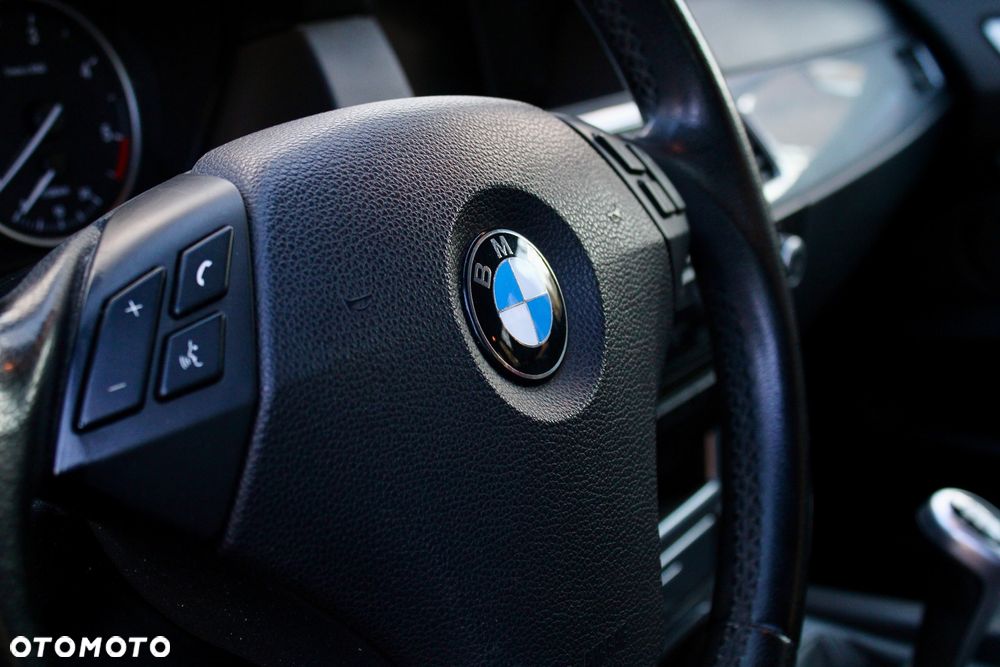 BMW Seria 5 520d Edition Exclusive - 9