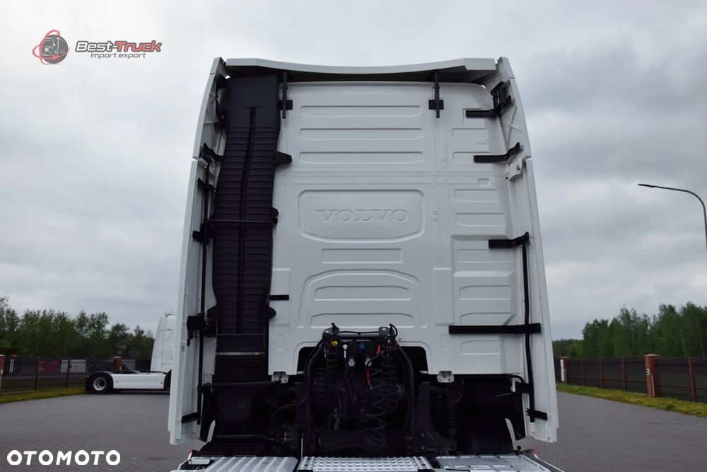 Volvo FH500 || GLOB XXL ||  I-PARK COOL || VIRTUAL COCPIT ||  LEWAREK PRZY SIEDZENIU   || ZBIORNIKI 1175 L || STAN . BDB || - 20