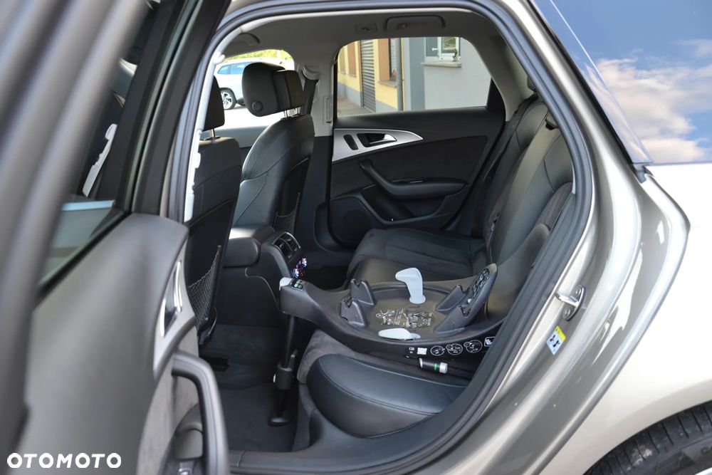 Audi A6 Avant 2.0 TDI Ultra S tronic - 30