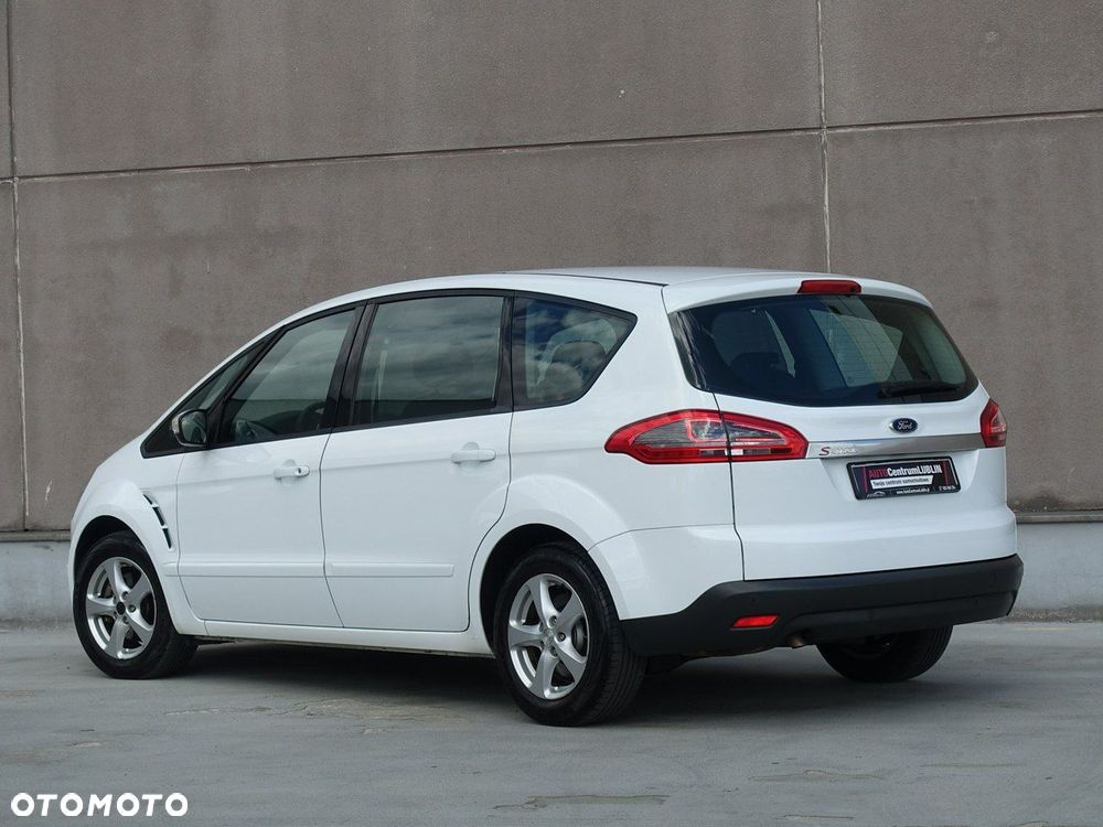 Ford S-Max - 8