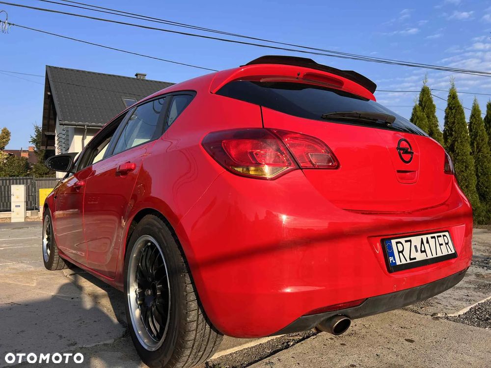 Opel Astra IV 1.4 T Edition 150 - 21