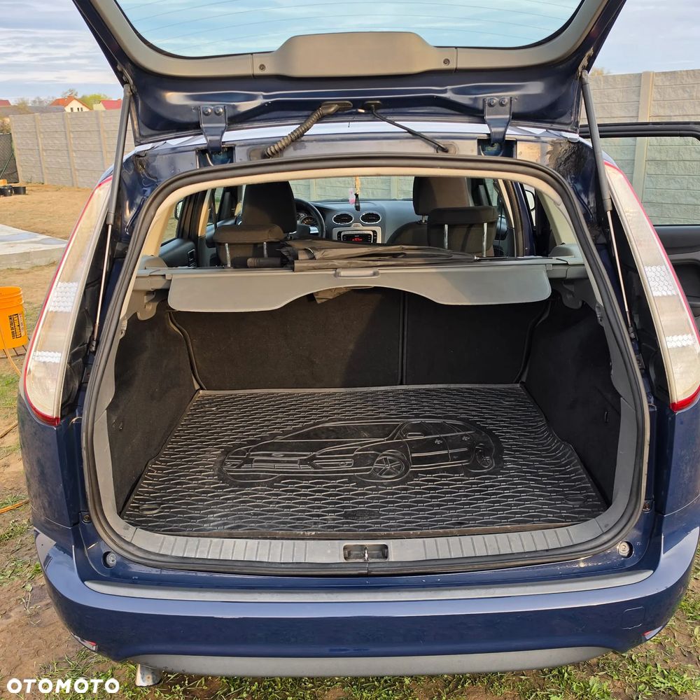 Ford Focus 1.6 Trend - 13