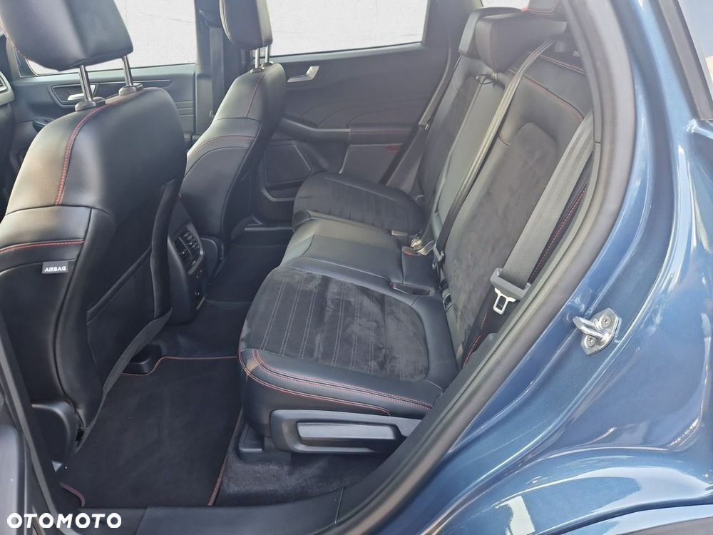 Ford Kuga - 22