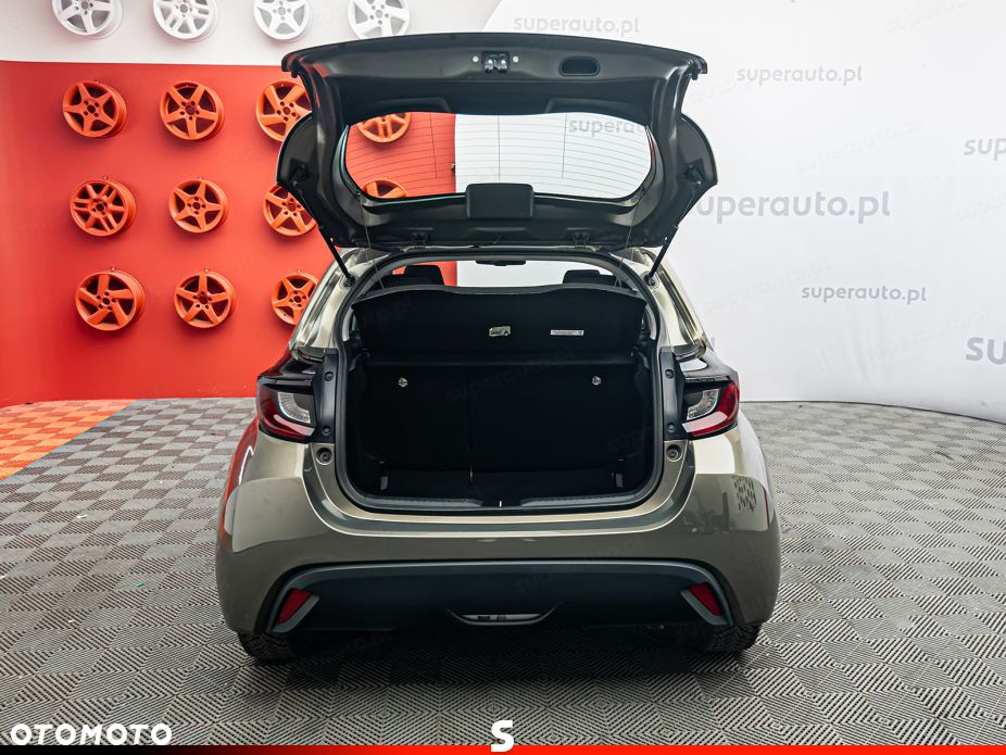 Toyota Yaris 1.5 Comfort - 25