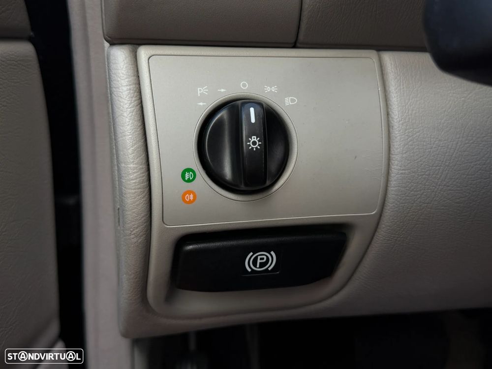 Mercedes-Benz CLK 320 Elegance - 13