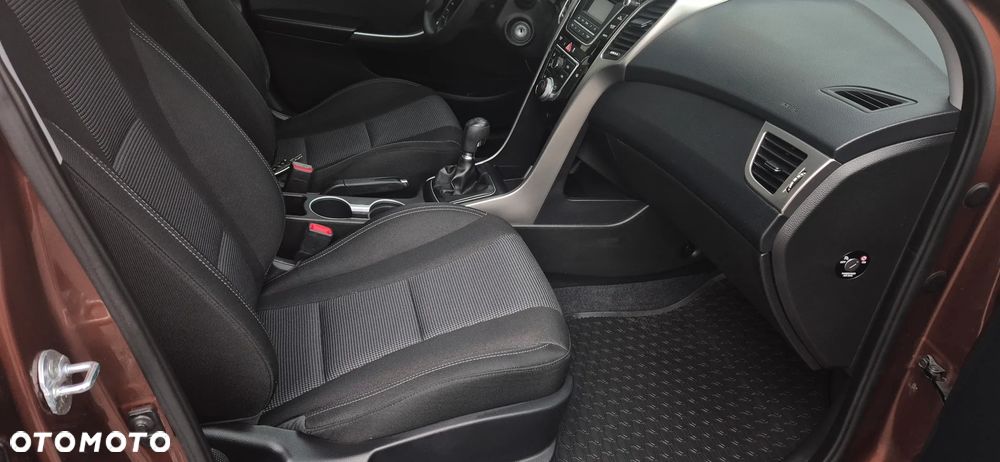 Hyundai i30 1.4 Comfort - 5