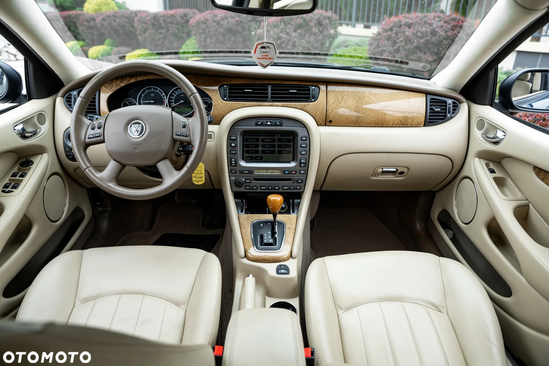 Jaguar X-Type 2.5 Executive - 29