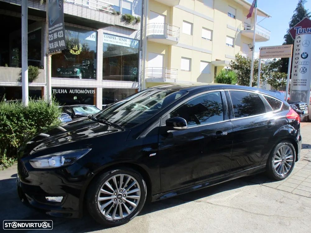 Ford Focus 1.0 EcoBoost MHEV ST-Line