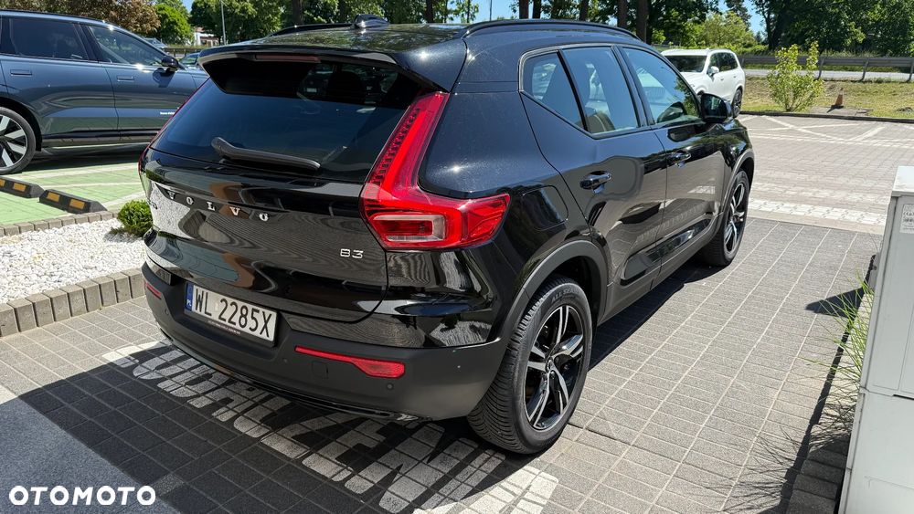 Volvo XC 40 B3 Plus Dark - 5