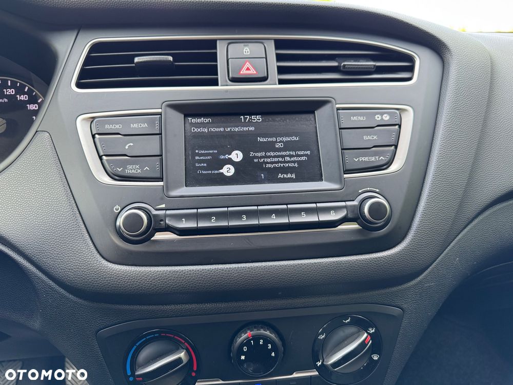 Hyundai i20 1.2 Trend - 19
