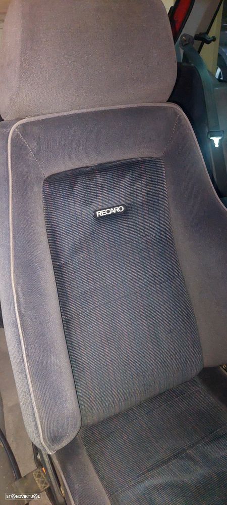 Ford Fiesta 1.8 XR2i 16V - 12