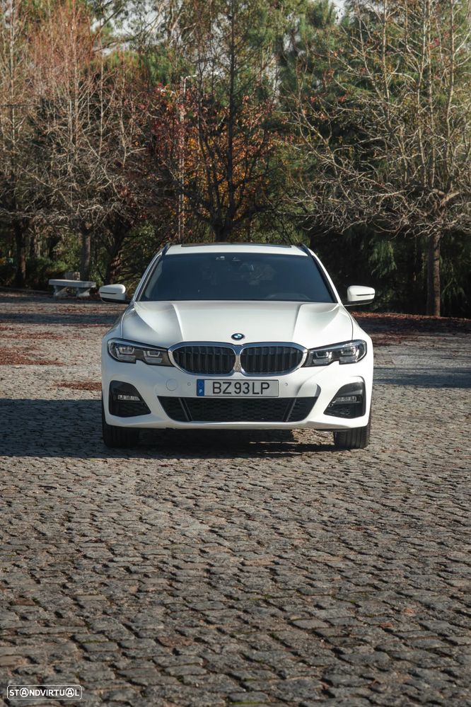 BMW 330 e Aut. M Sport - 3