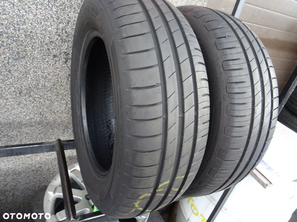 195/65/R15 91T Goodyear Efficient Grip Compact - 2