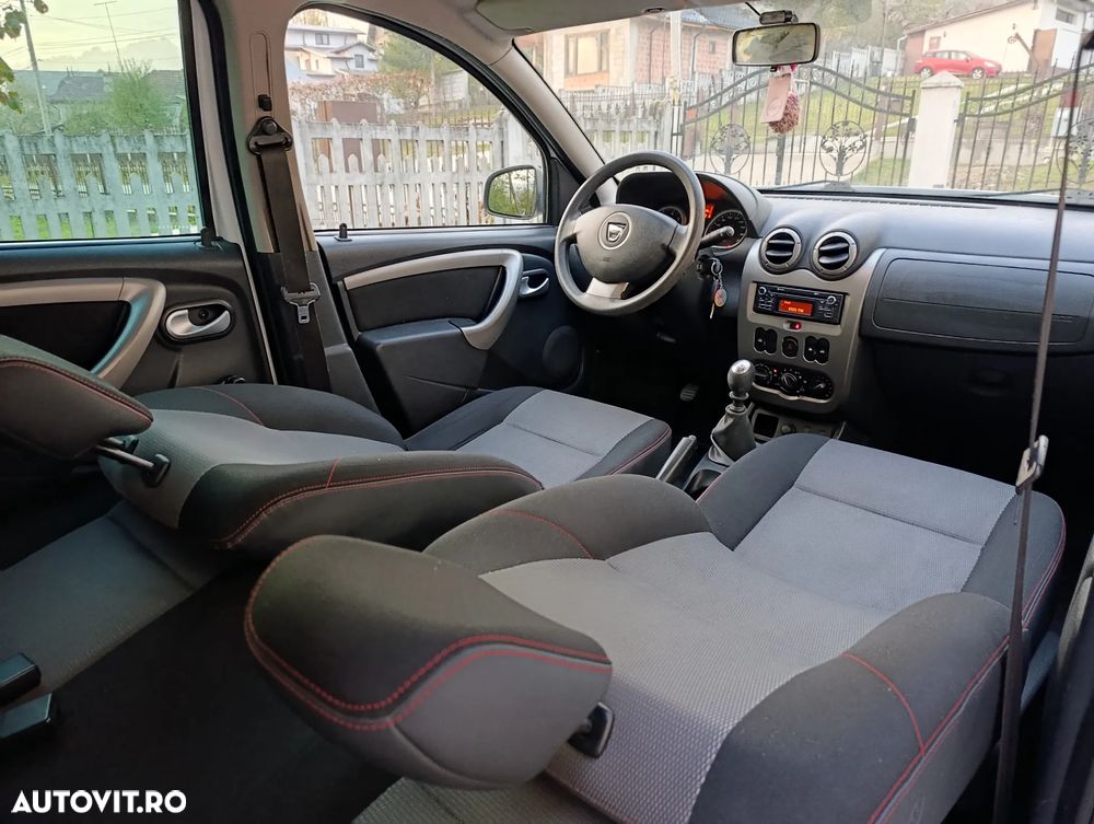 Dacia Duster dCi 110 FAP 4x2 Prestige - 6