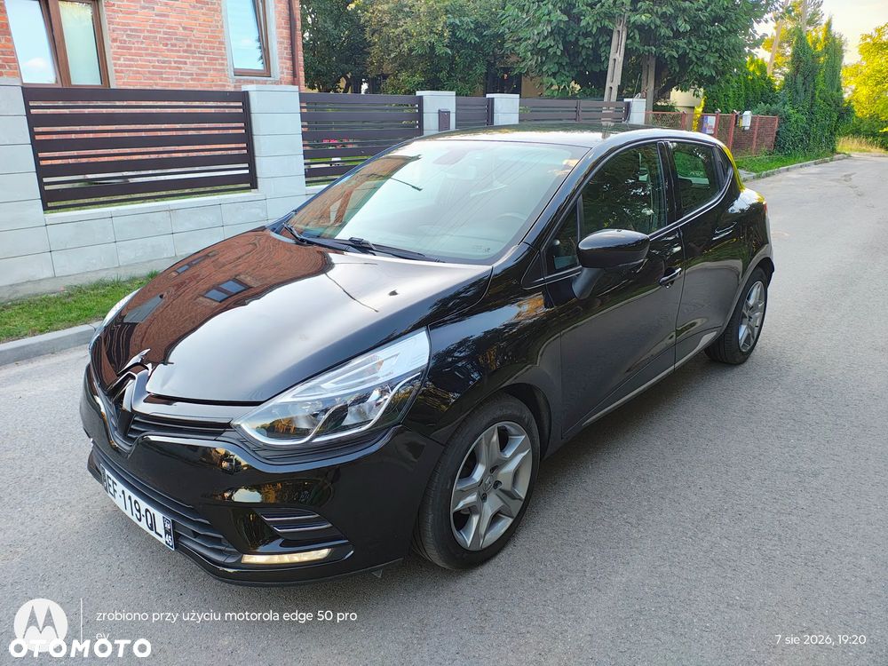 Renault Clio - 9