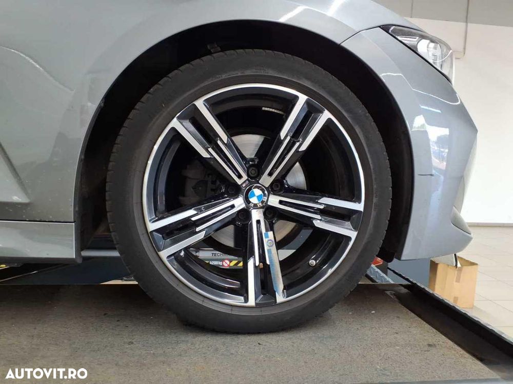 BMW 3 Series 2023 — imagine 7