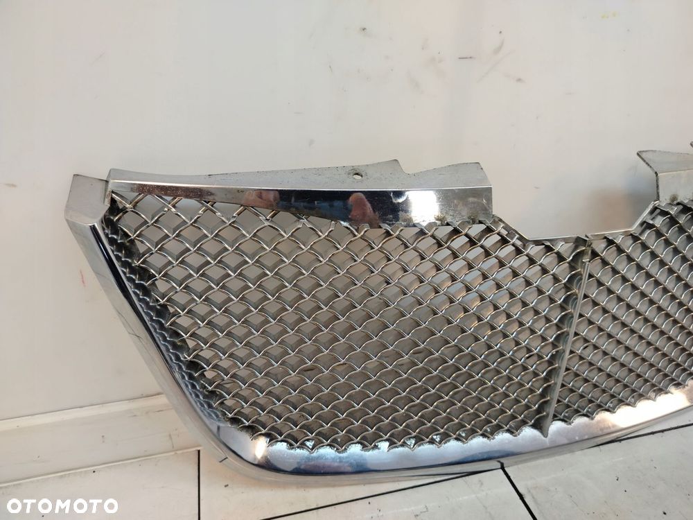 chrysler grand voyager v startech 07r- grill atrapa chłodnicy - 8