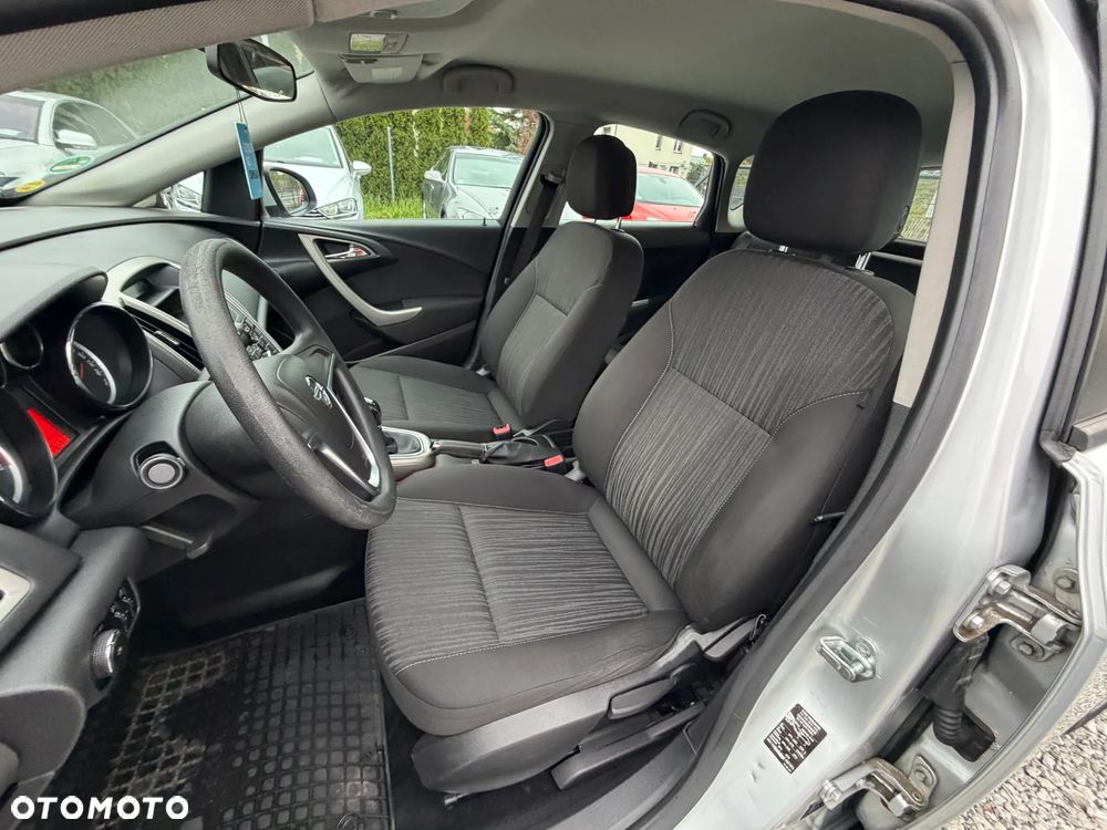 Opel Astra - 34
