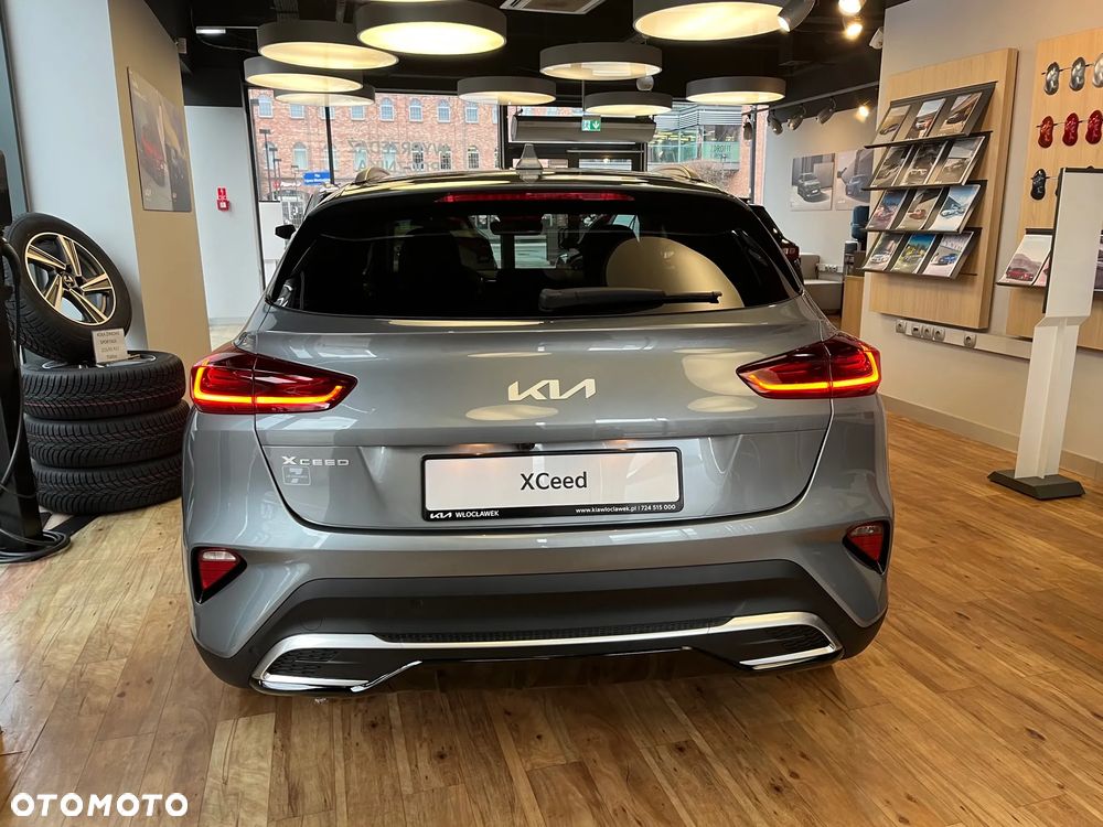 Kia XCeed 1.5 T-GDI Business Line DCT - 7