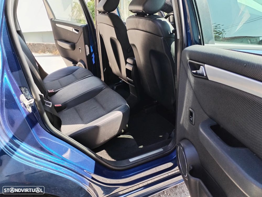 Mercedes-Benz A 180 CDI Avantgarde - 25