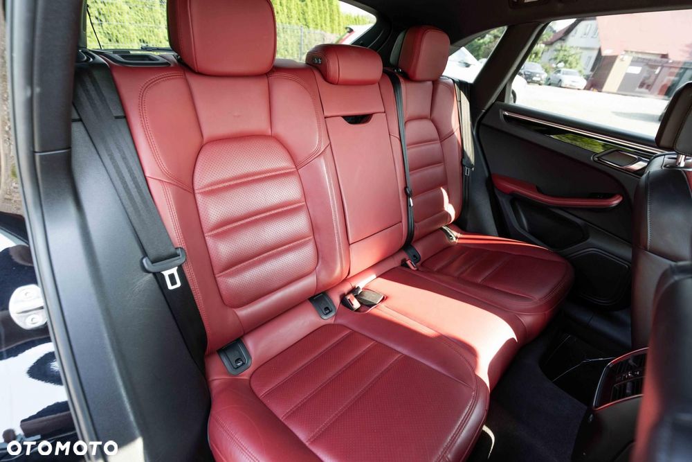 Porsche Macan Standard - 17