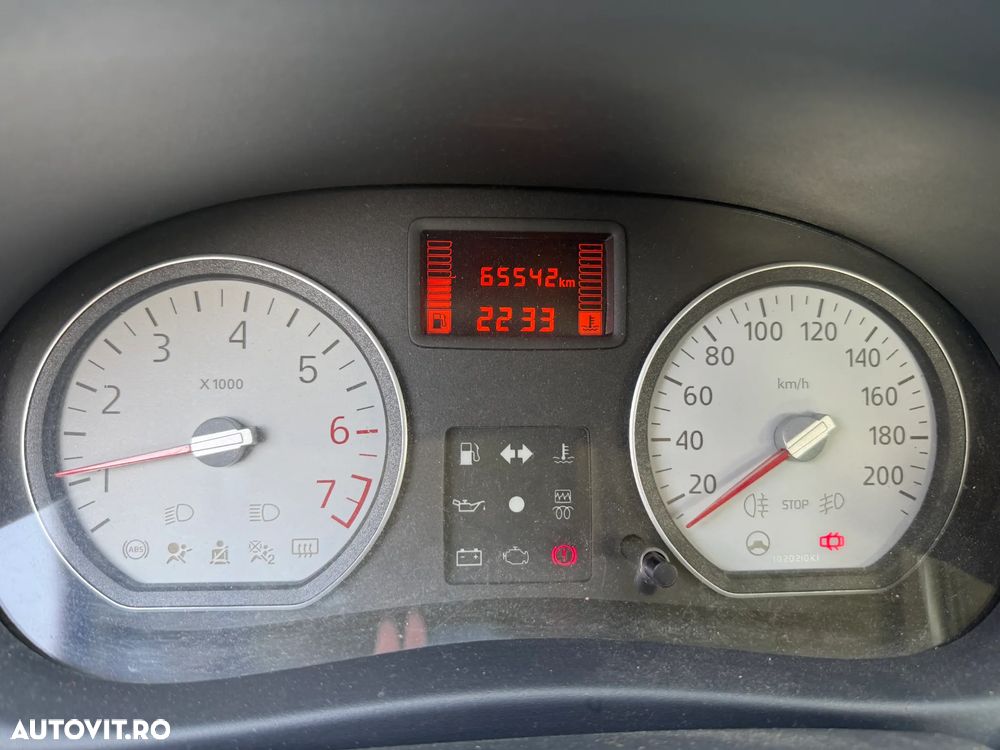 Dacia Logan 1.6 16V MPI Laureate - 6