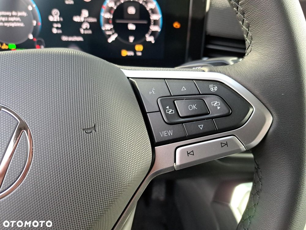 Volkswagen T-Roc 1.5 eTSI Life DSG - 21