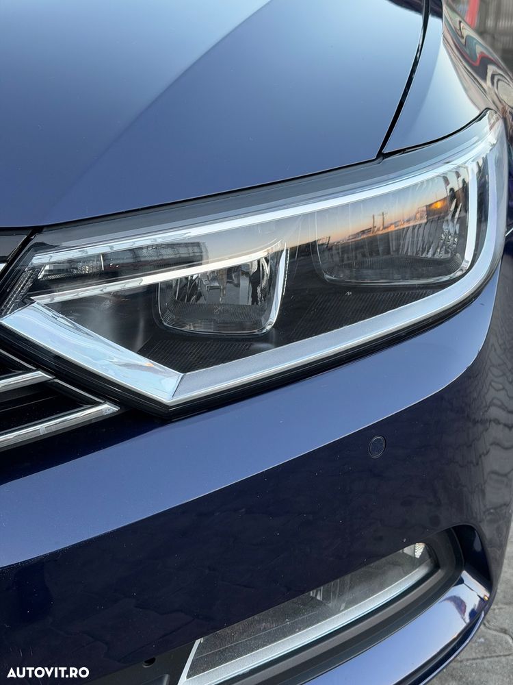 Volkswagen Passat 2.0 TDI SCR DSG Trendline - 16