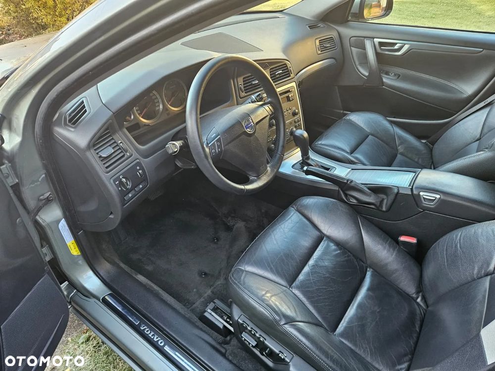 Volvo V70 2.4 Momentum - 18