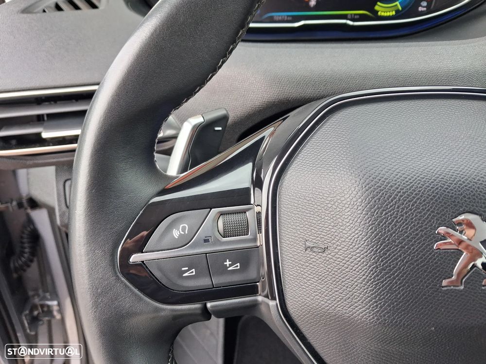 Peugeot 3008 225 e-EAT8 Allure Pack - 34