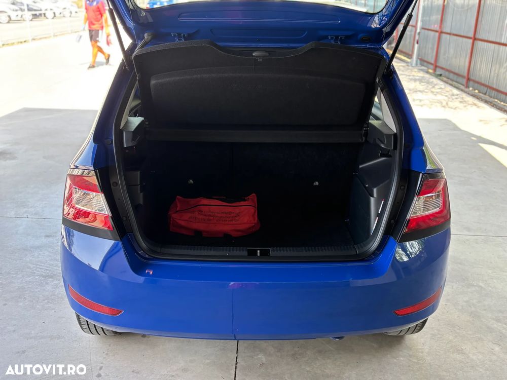 Skoda Fabia 1.0 TSI Ambition - 11