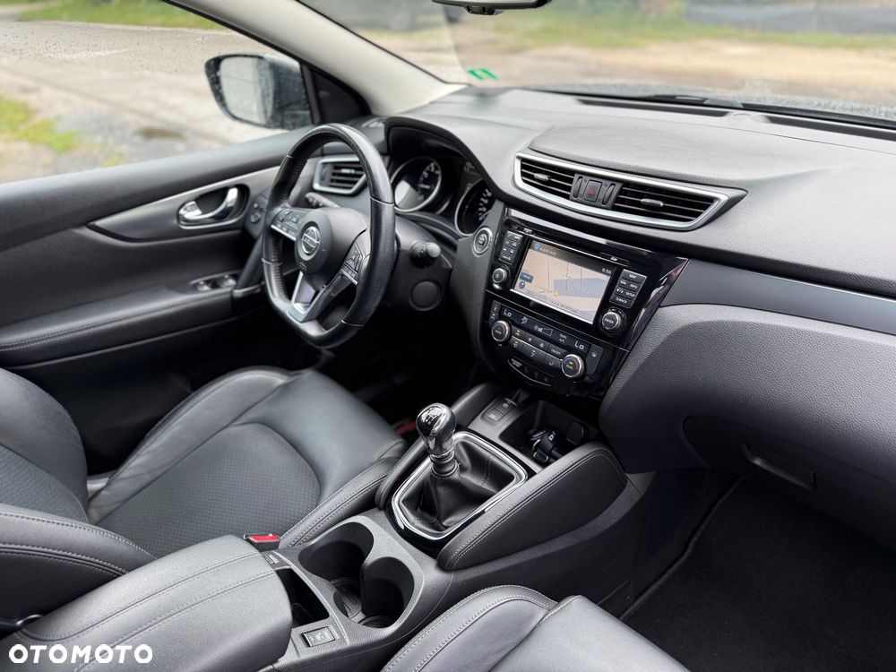 Nissan Qashqai 1.6 DIG-T Tekna+ - 11